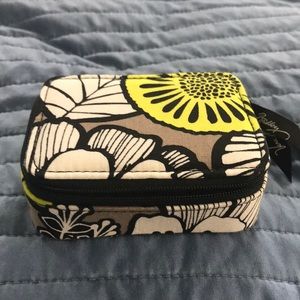 Vera Bradley Travel Pill Organizer in Citron